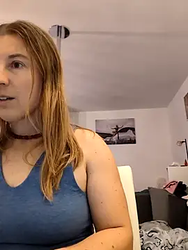 Snapshot of story_of_sarah chatting on 03/03/26, 08:37 story of sarah online show from 03/03/26, 08:37