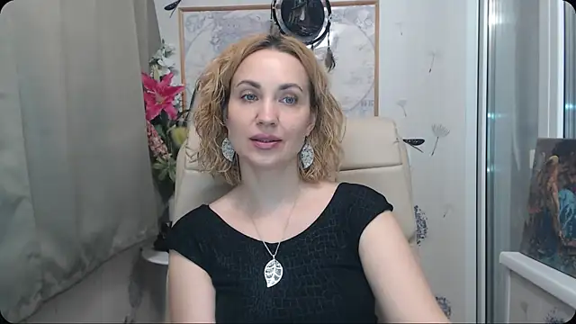 Snapshot of KatrinAlluring chatting on 10/23/25, 04:12 KatrinAlluring online show from 10/23/25, 04:12