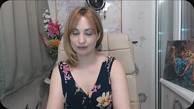 Snapshot of KatrinAlluring chatting on 04/09/26, 04:12 KatrinAlluring online show from 04/09/26, 04:12