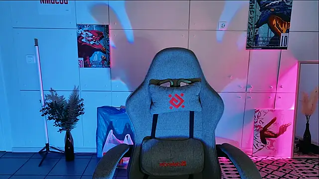 Yoka paradoXXX online show from 04/07/26, 09:21