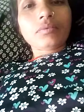 Snapshot of KIRTI12_HOT chatting on 12/04/25, 05:32 KIRTI12 HOT online show from 12/04/25, 05:32
