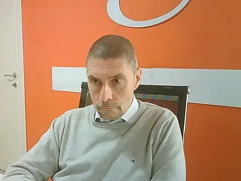 max79ve31 online show from 11/10/25, 12:26