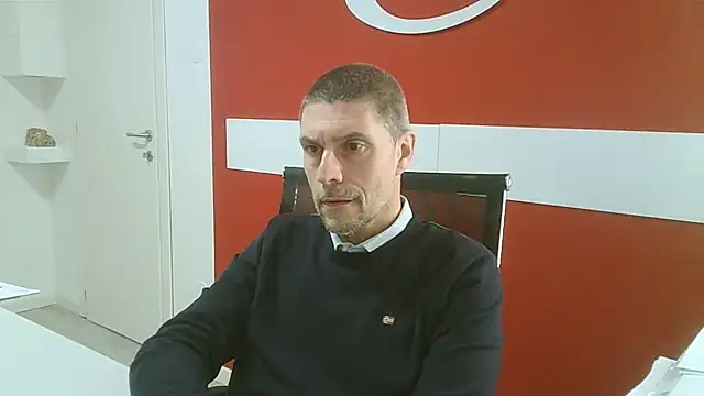 max79ve31 online show from 03/12/26, 01:06