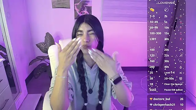 Snapshot of amarasilk_ chatting on 06/11/26, 02:53 amarasilk online show from 06/11/26, 02:53