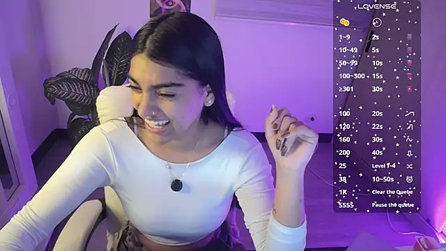 Snapshot of amarasilk_ chatting on 07/15/26, 12:27 amarasilk online show from 07/15/26, 12:27