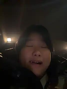 Fengbaby-555 online show from 12/19/25, 10:00