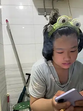 Fengbaby-555 online show from 04/21/26, 01:53