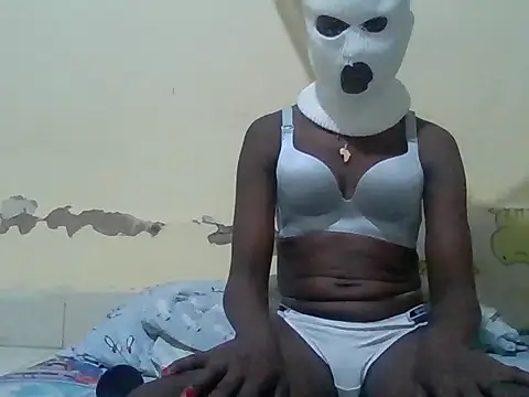 Snapshot of lelethutyesi chatting on 09/15/25, 01:33 lelethutyesi online show from 09/15/25, 01:33