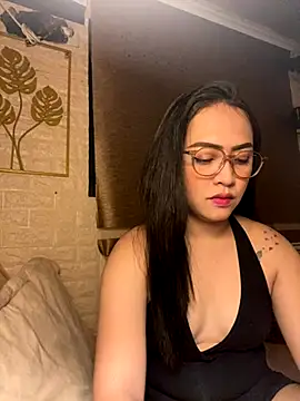 yourdevilsweettsx online show from 11/08/25, 09:42