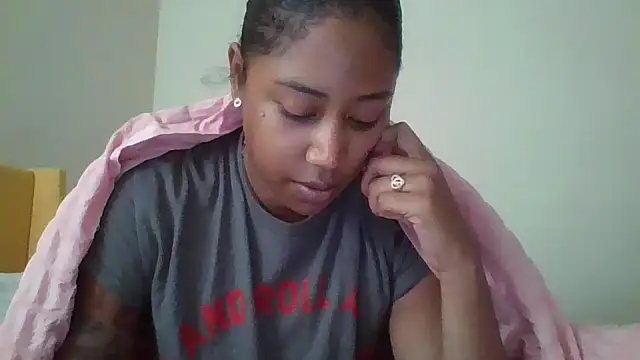 Snapshot of jottijade chatting on 10/29/25, 02:25 jottijade online show from 10/29/25, 02:25