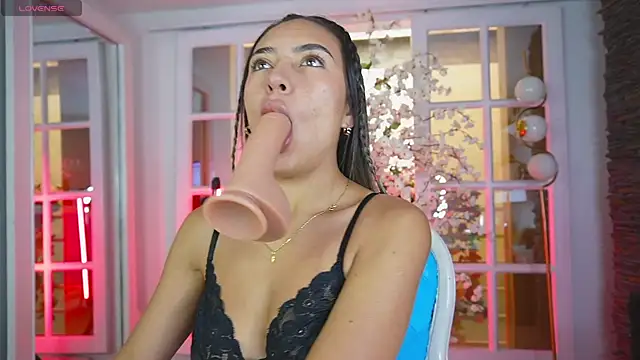 foxy zoe online show from 04/14/26, 06:03