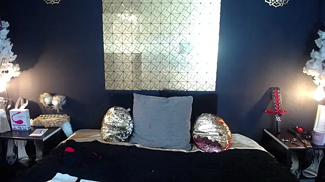 kinky momm online show from 04/28/26, 04:23