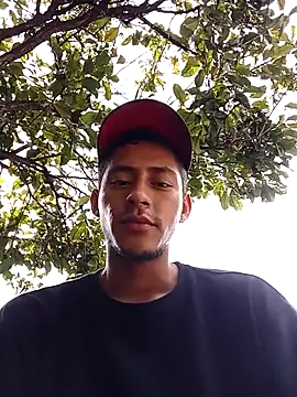 Boy hot- online show from 09/16/25, 07:15