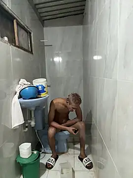 Boy hot- online show from 02/28/26, 11:06