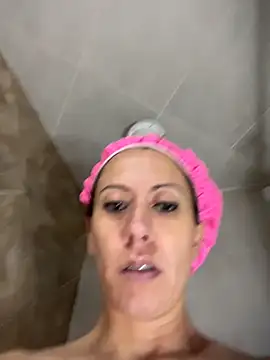 Biancamirage3 online show from 12/17/25, 09:21