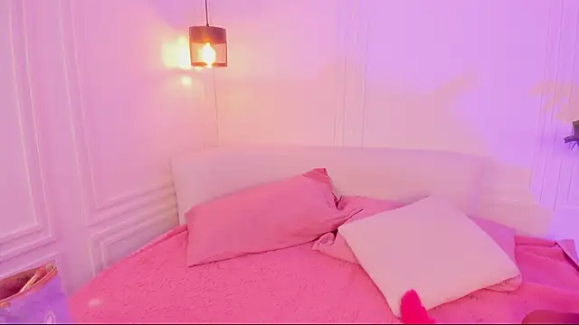 Dafne Hillss online show from 02/27/26, 11:54