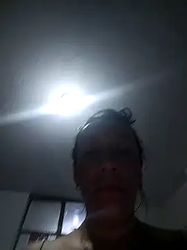 Shantey Laurent online show from 12/22/25, 10:12