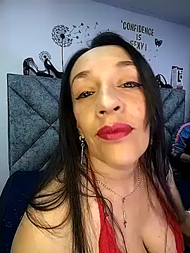 Shantey Laurent online show from 02/07/26, 01:37