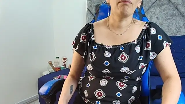 Shantey Laurent online show from 03/08/26, 02:32