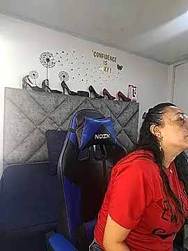 Shantey Laurent online show from 03/11/26, 01:17