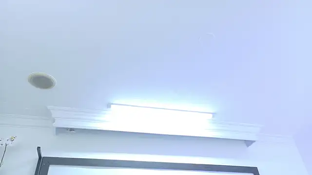 Skyler Fox  online show from 04/21/26, 01:42