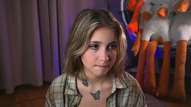 LoveSeekins online show from 06/19/26, 07:06