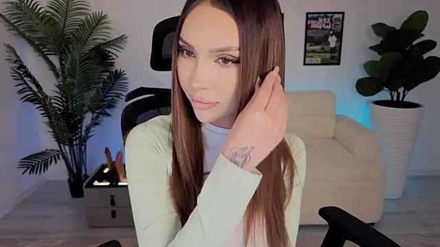 Snapshot of HarperMarryson chatting on 04/04/26, 08:17 HarperMarryson online show from 04/04/26, 08:17