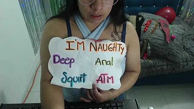 Snapshot of Cristalfire_69 chatting on 09/15/25, 01:22 Cristalfire 69 online show from 09/15/25, 01:22