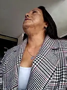 Misshot 01 online show from 09/29/25, 07:30