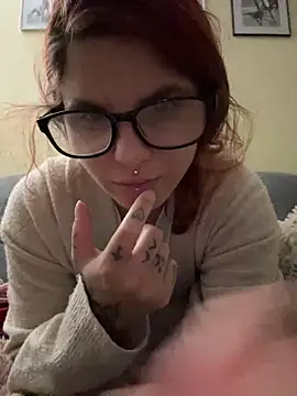 Brutecia2002 online show from 12/13/25, 07:53