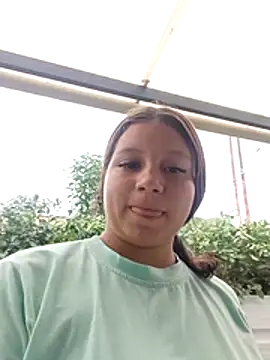 Snapshot of Shell_Latina chatting on 12/02/25, 01:28 Shell Latina online show from 12/02/25, 01:28