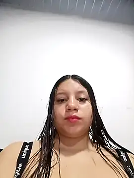 Shell Latina online show from 04/18/26, 04:27