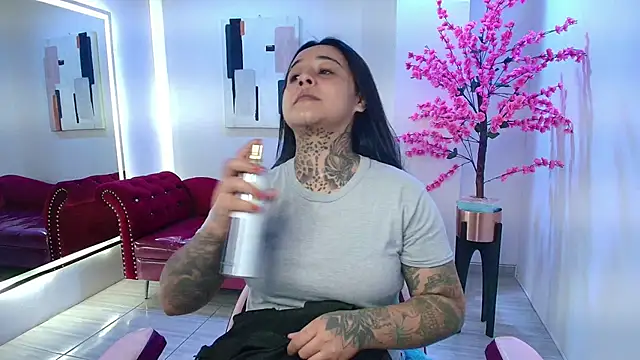 Black roseee online show from 11/05/25, 03:50