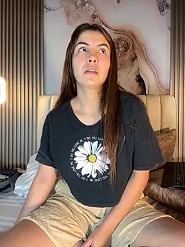 Dakota Evanns online show from 10/24/25, 04:03