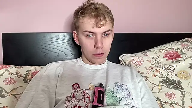 scottishtwink01 online show from 10/11/25, 11:09