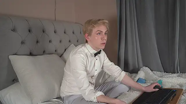 scottishtwink01 online show from 02/22/26, 11:03