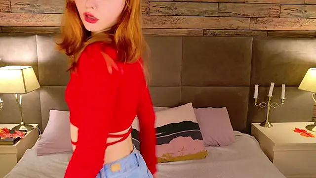 AlisHanson online show from 11/18/25, 07:40