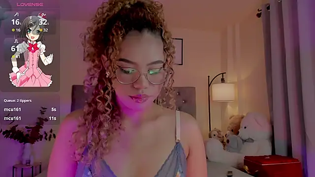 OxanaFedorova1- online show from 12/18/25, 07:53