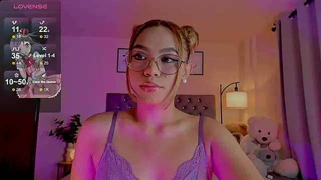Snapshot of OxanaFedorova1- chatting on 07/29/26, 10:08 OxanaFedorova1- online show from 07/29/26, 10:08