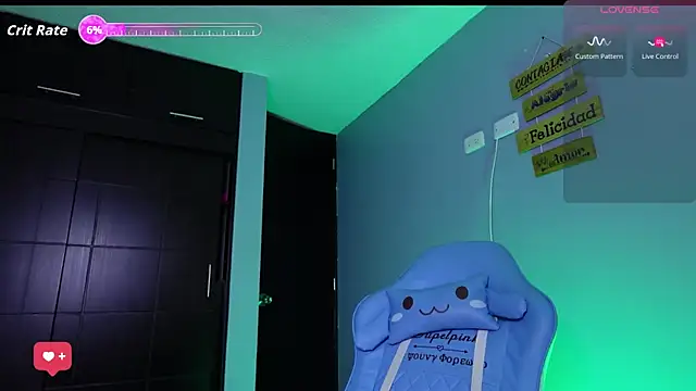 iriss cardenas online show from 09/13/25, 10:48