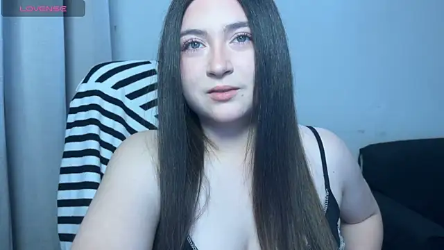 valentinauwu online show from 12/01/25, 12:59