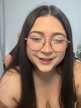 Snapshot of valentinauwu chatting on 07/23/26, 07:45 valentinauwu online show from 07/23/26, 07:45