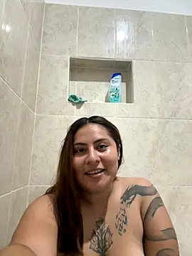 Snapshot of Edalyn29 chatting on 10/04/25, 02:31 Edalyn29 online show from 10/04/25, 02:31
