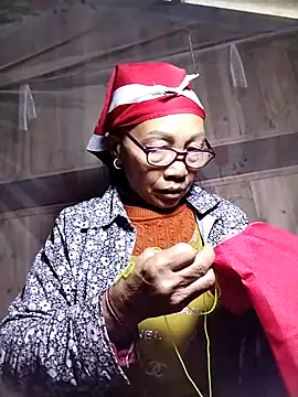 -Xuka-200 online show from 01/12/26, 12:49