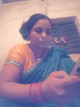 Snapshot of Notyriya7 chatting on 05/25/26, 04:02 Notyriya7 online show from 05/25/26, 04:02