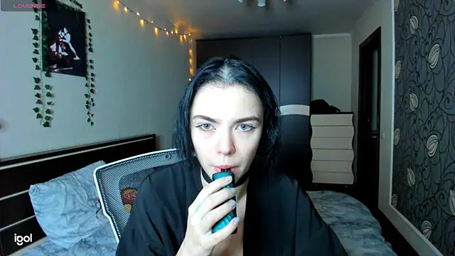 bonnybimi online show from 10/29/25, 10:17