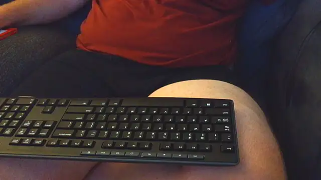 thighguy30 online show from 09/09/25, 07:08