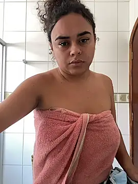 Snapshot of ___seusegredo chatting on 02/16/26, 04:47 seusegredo online show from 02/16/26, 04:47