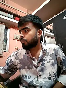 soniriyaa010101 online show from 11/29/25, 08:56