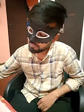 soniriyaa010101 online show from 02/07/26, 11:14